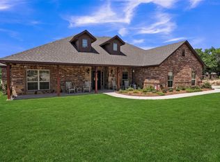 113 Woody Williams Ct, Weatherford, TX 76088
