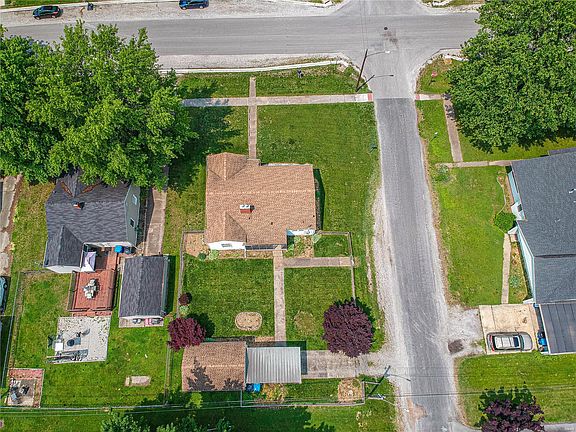 5th image of 3806 Franklin Ave
