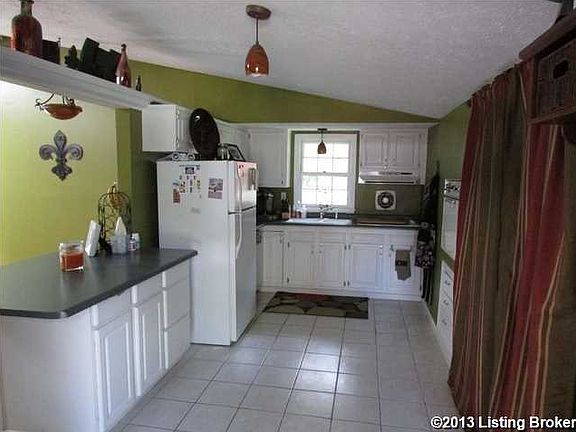 5th image of 2817 Englewood Ave