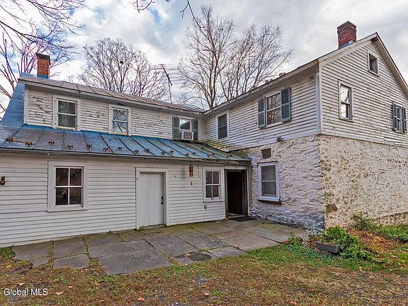 2nd image of 1289 Hurley Mountain Road