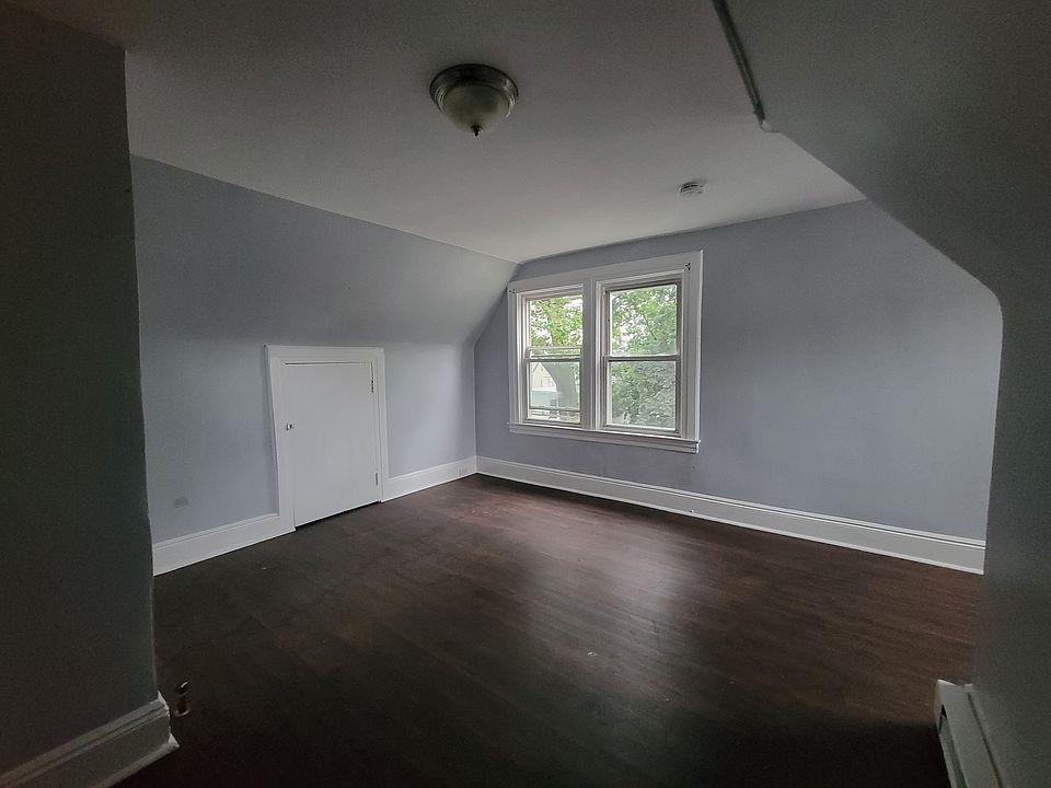 2nd image of 538 Norwood St #3E