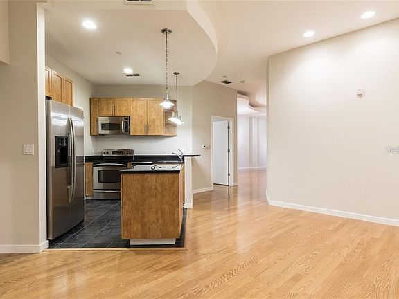 4th image of 1 S Eola Dr Unit 8
