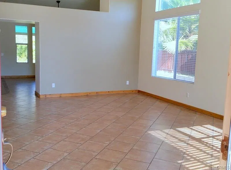 4 bed, 2.0 bath, 1910 sqft, $3,000 — Photo 4