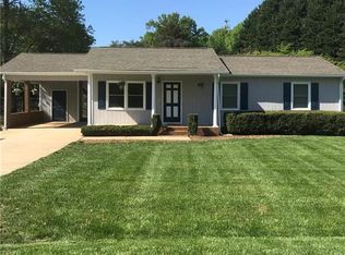 2372 Starbrooke Dr, Newton, NC 28658