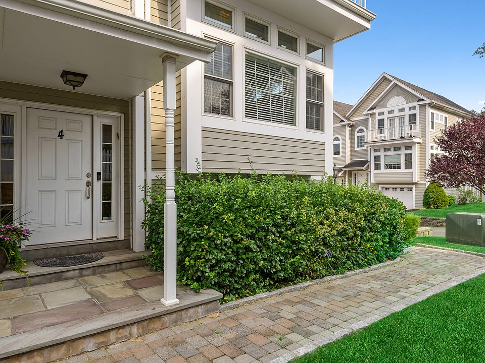 4 Arbor Glen
