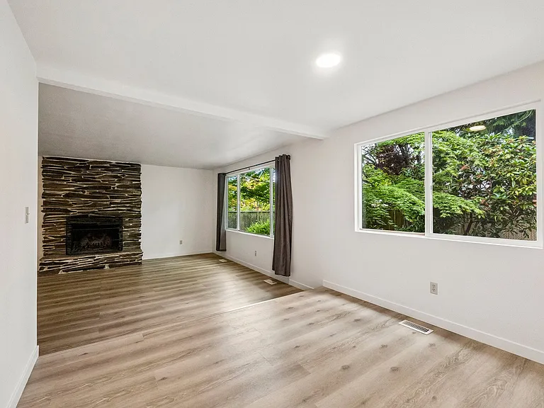 8615 236th St SW — Photo 8