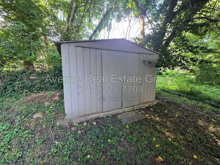 135 Grether Ave — Photo 14