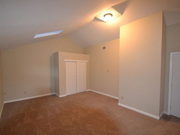 3rd image of 712 Turnstone Dr