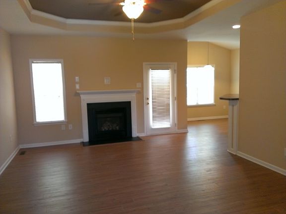 3rd image of 55 Kings Canyon Ct