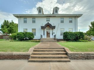 701 E Noble Ave, Guthrie, OK 73044
