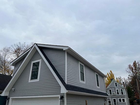 3rd image of 1311 Everett Ave #A