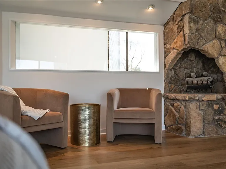 4010 Clubhouse Dr — Photo 18