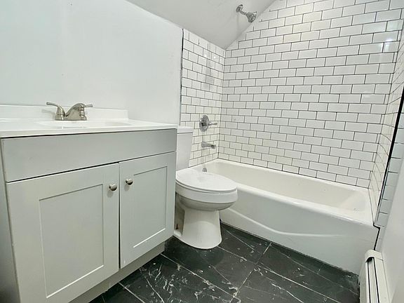 3rd image of 251 S 2nd Ave #4