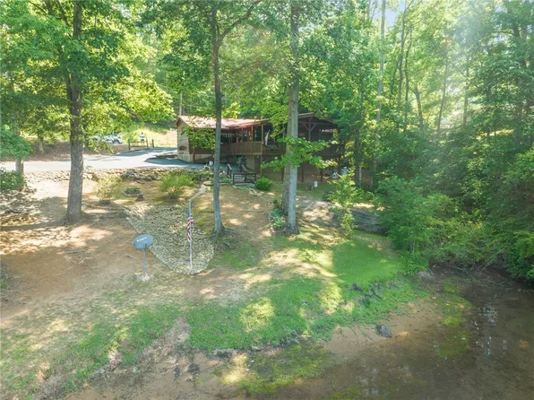 423 Sue Craig Rd, Six Mile, SC 29682