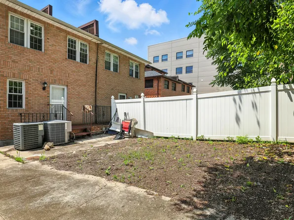 42-19 214th Place image 40 of 44