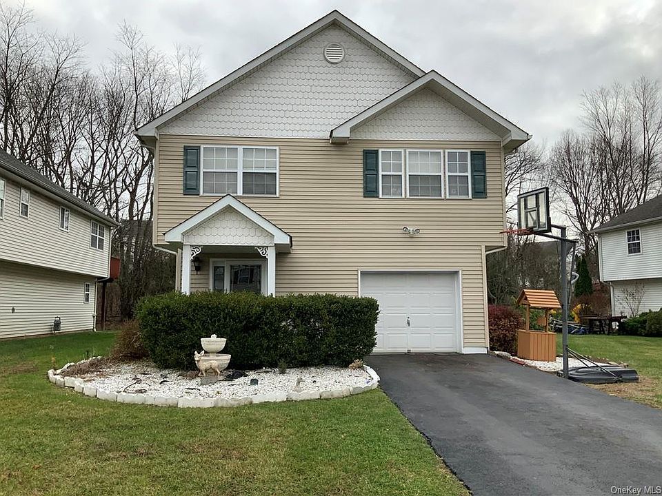 2nd image of 325 Angelo Dr