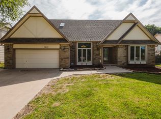 1212 N Coachhouse Rd, Wichita, KS 67235