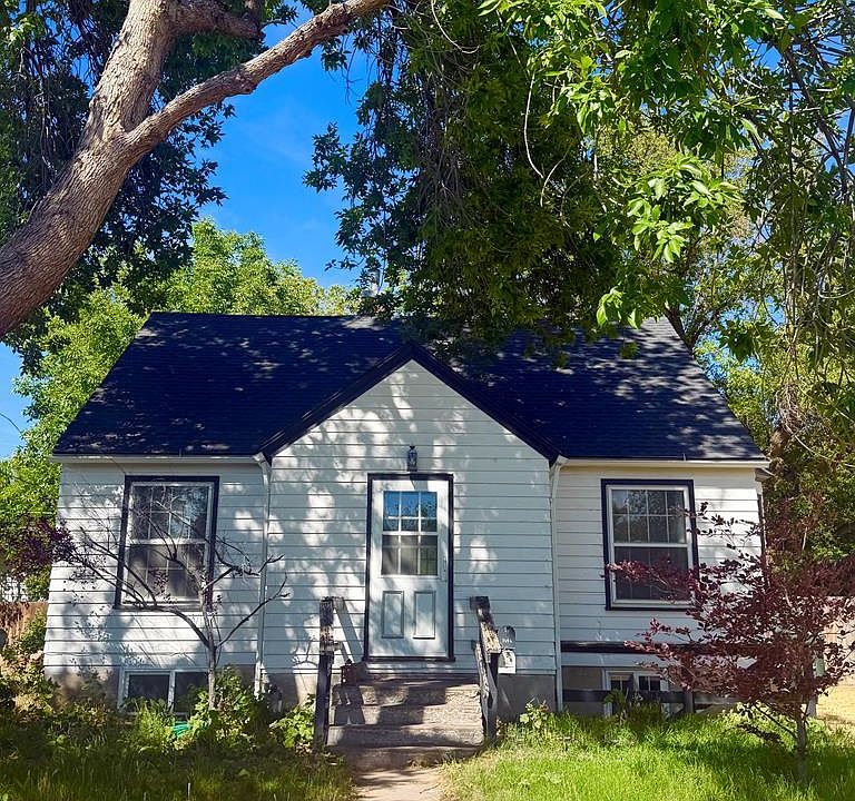 1st image of 144 N 13th Ave