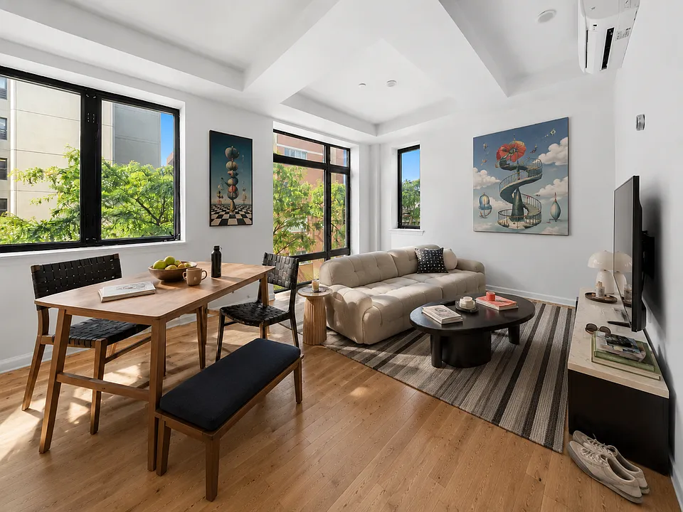 1980 Amsterdam Ave #4A