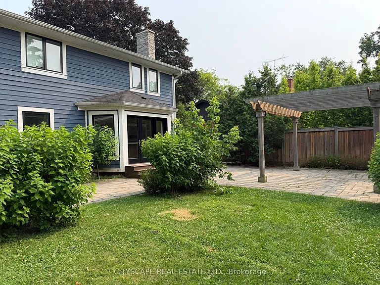 2009 Waters Edge Dr — Photo 40
