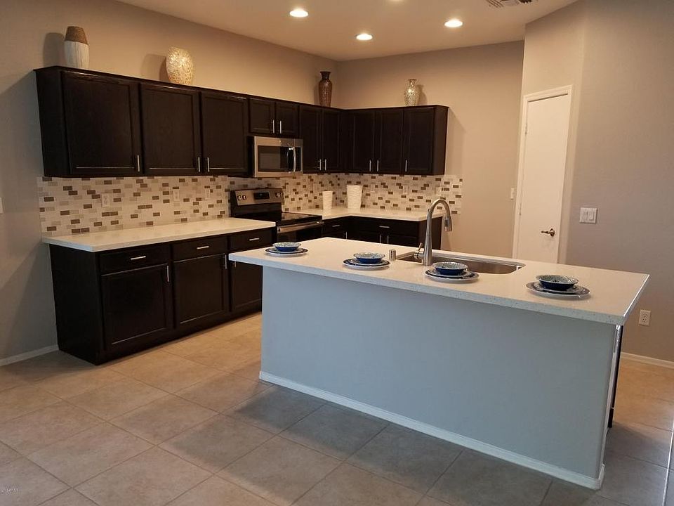 1st image of 7598 W Gardenia Ave