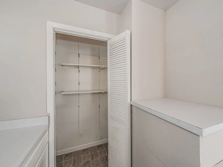 5805 Aton Ave — Photo 17