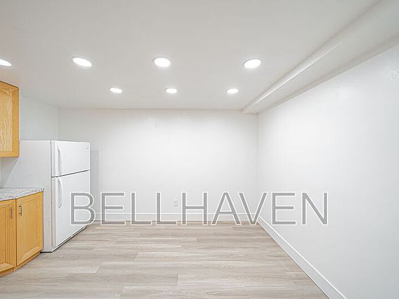 3rd image of 1121 S 4th Ave Unit B