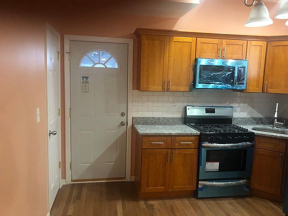 4th image of 4321 S Talman Ave