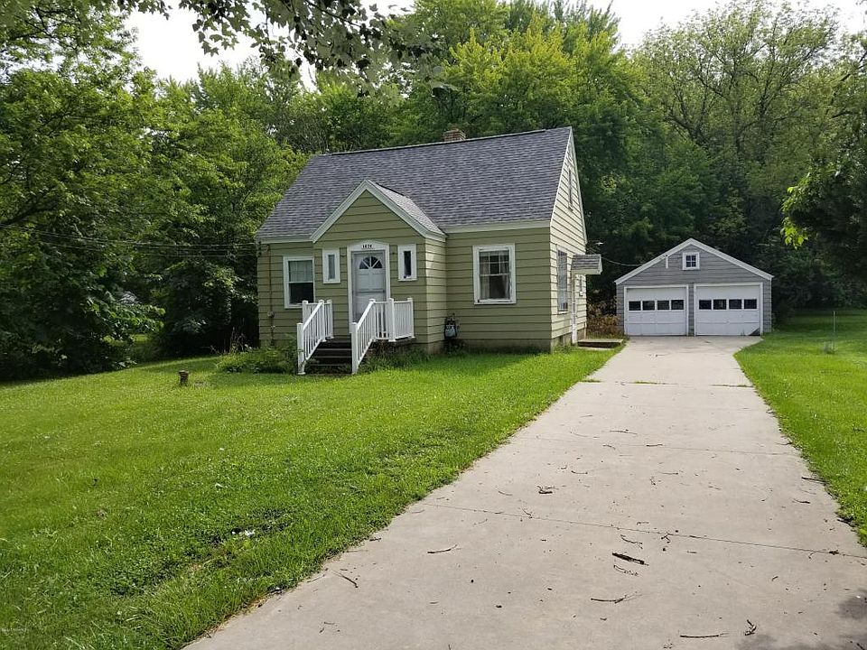 1st image of 1676 Mullins Ave NW