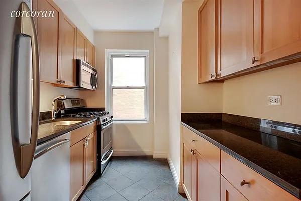 Sold by Corcoran | media 6