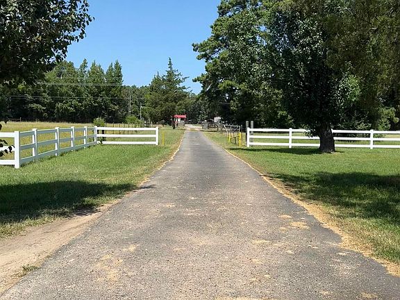 3rd image of 9713 Springridge Texas Line Rd