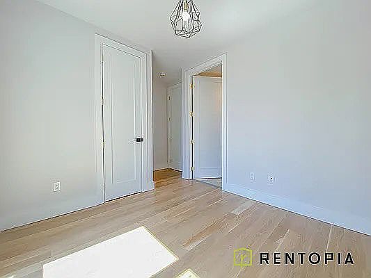 4th image of 58 Palmetto St APT 2A