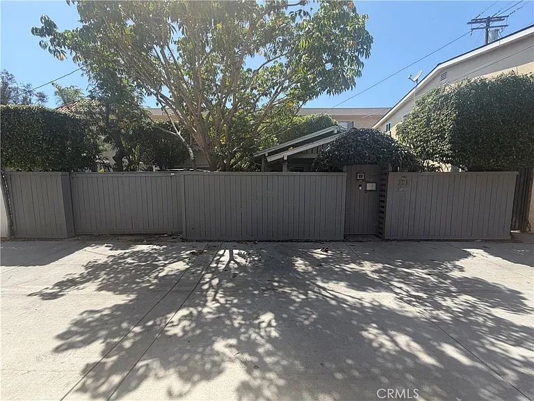 281 N Colorado Pl — Photo 1