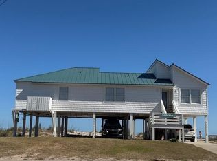 134 Palmetto Blvd, Edisto Island, SC 29438