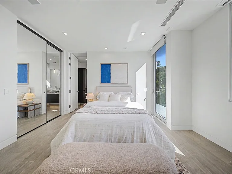 9459 Beverly Crest Dr — Photo 35