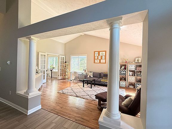 4th image of 314 Clements Mill Ct SE