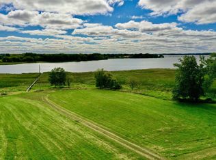 1084 Mill Rd, Fox Lake, WI 53933