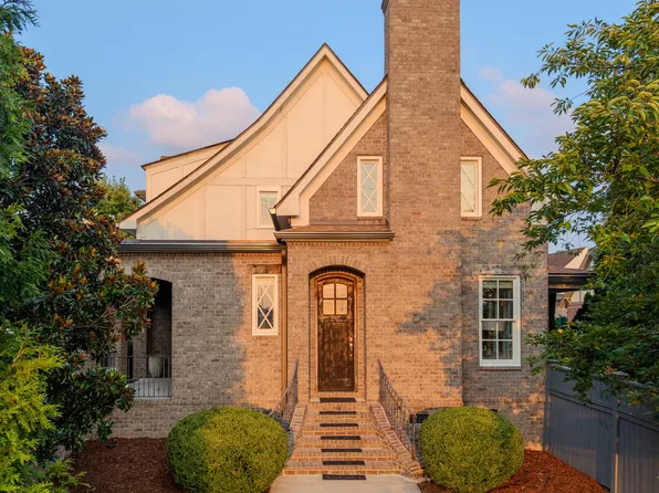 1749 Glen Echo Rd, Nashville, TN 37215