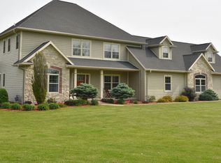 W5185 Brookside Rd, Fond Du Lac, WI 54937