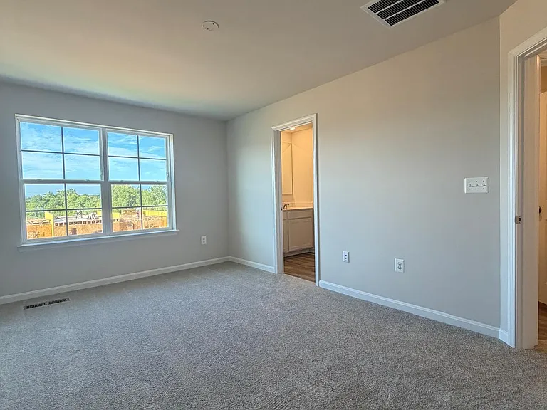 398 Seeback Dr — Photo 15