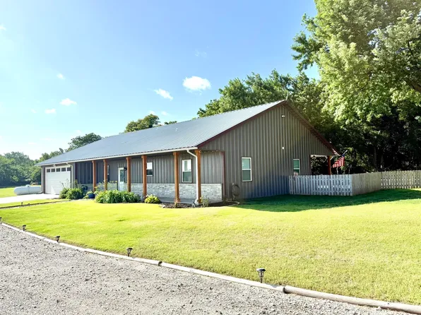 41218 S County Road 266, Ringwood, OK 73768