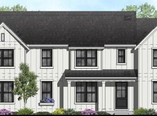 475 Oak Knoll Rd, Barrington, IL 60010