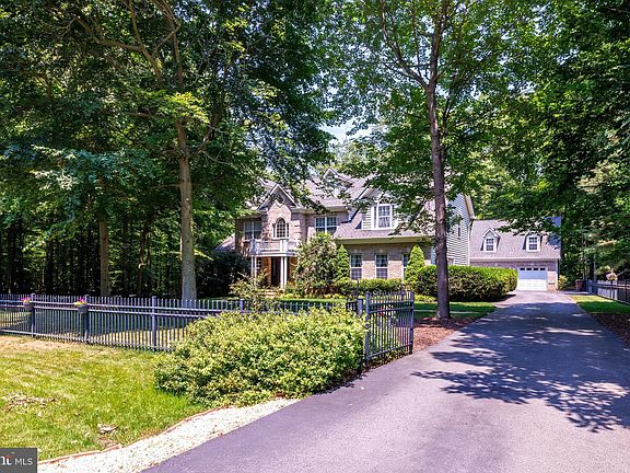 4th image of 141 McKenney Ln