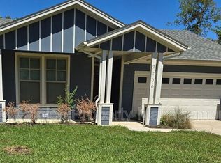 2700 W Bewick St, Fort Worth, TX 76109