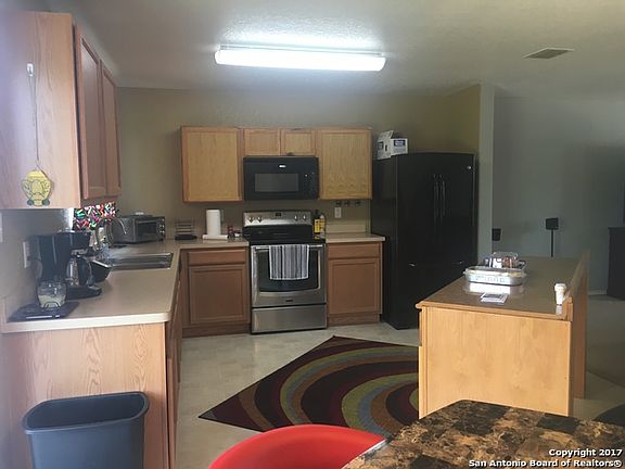 5th image of 610 Crosspoint Dr
