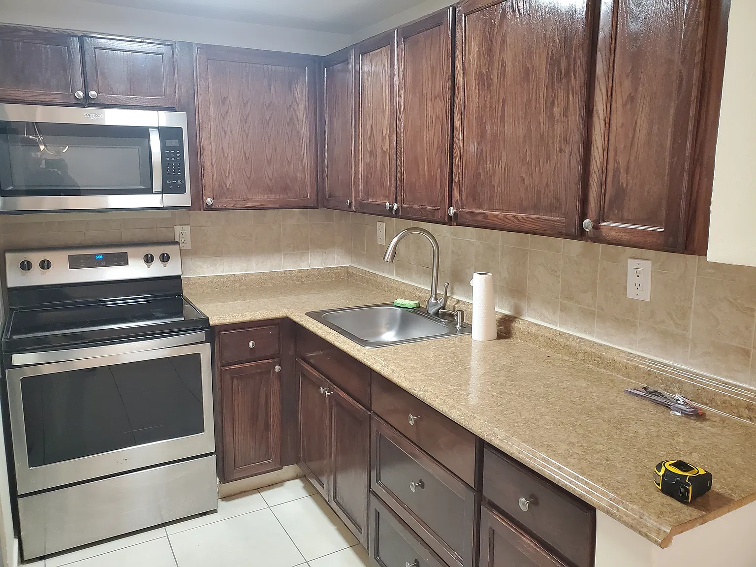2 bed, 835 sqft, $2,250 — Photo 1