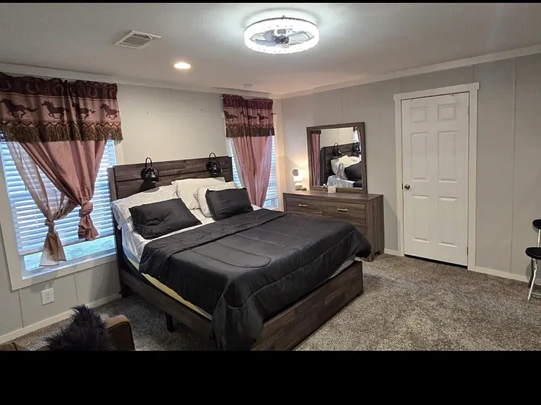 12500 Aldine Westfield Rd — Photo 2