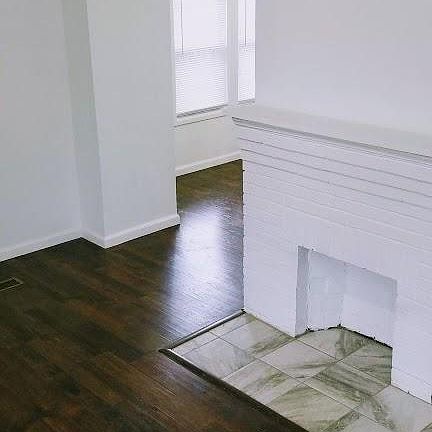 3rd image of 496 Eldridge Ave