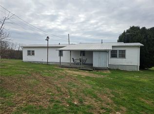 465 Isle Rd, Butler, PA 16001