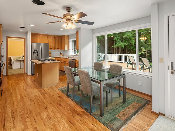 4th image of 18347 NE 199th Pl